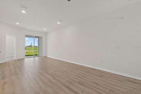 Touwnhouse à louer à Parrish, Floride: 3 chambres, 167.87 m2 № 2151342 - photo 11