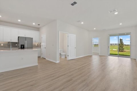 Touwnhouse à louer à Parrish, Floride: 3 chambres, 167.87 m2 № 2151342 - photo 6