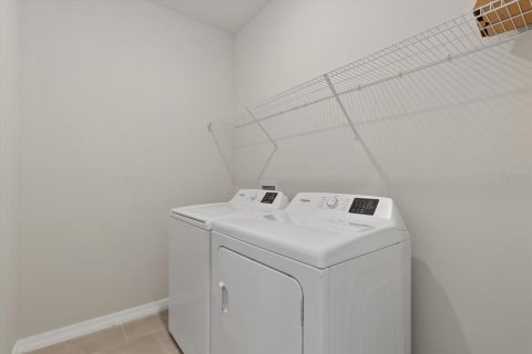 Touwnhouse à louer à Parrish, Floride: 3 chambres, 167.87 m2 № 2151342 - photo 24
