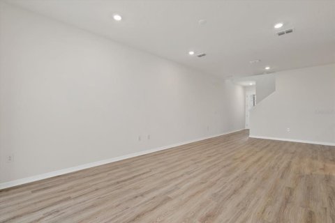 Touwnhouse à louer à Parrish, Floride: 3 chambres, 167.87 m2 № 2151342 - photo 15