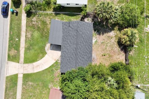 House in Orlando, Florida 3 bedrooms, 100.61 sq.m. № 2221761 - photo 23