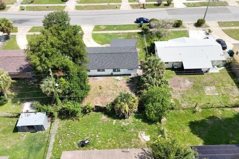 House in Orlando, Florida 3 bedrooms, 100.61 sq.m. № 2221761 - photo 27