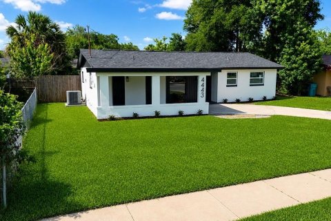 House in Orlando, Florida 3 bedrooms, 100.61 sq.m. № 2221761 - photo 3