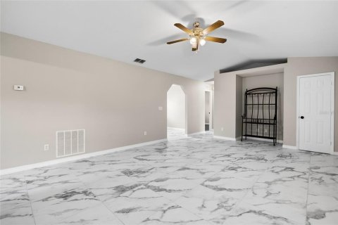 House in Ocala, Florida 3 bedrooms, 115.94 sq.m. № 1783131 - photo 5