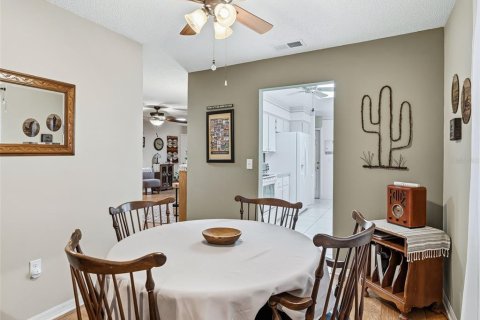 Villa ou maison à vendre à Leesburg, Floride: 2 chambres, 133.59 m2 № 2200837 - photo 14