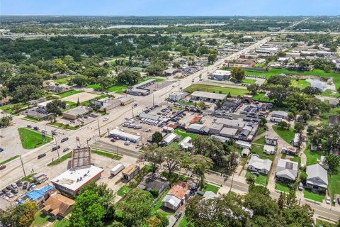 Propiedad comercial en venta en Orlando, Florida, 6 dormitorios, 153.29 m2 № 2419090 - foto 28