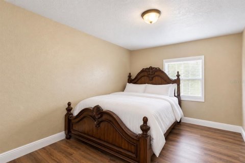 Propiedad comercial en venta en Orlando, Florida, 6 dormitorios, 153.29 m2 № 2419090 - foto 14