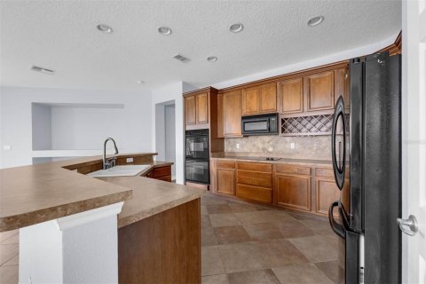 House in Orlando, Florida 4 bedrooms, 207.73 sq.m. № 1795211 - photo 12