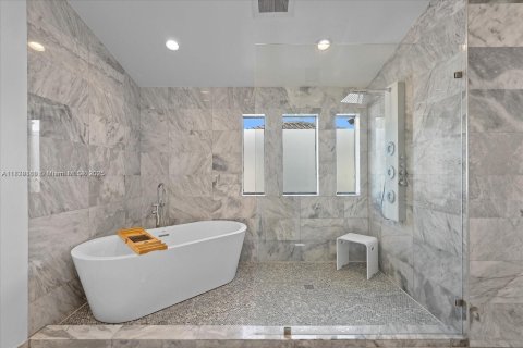 Townhouse in Boca Raton, Florida 3 bedrooms, 312.89 sq.m. № 1825619 - photo 23