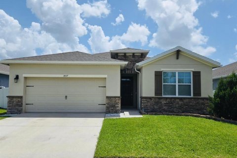 Villa ou maison à Kissimmee, Floride 4 chambres, 189.33 m2 № 2342158