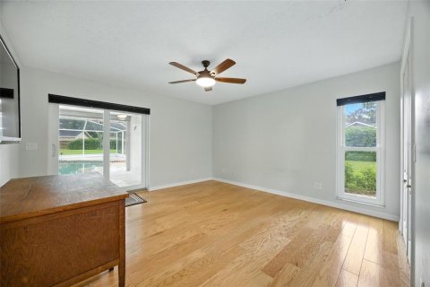 House in Odessa, Florida 4 bedrooms, 235.6 sq.m. № 1915427 - photo 10