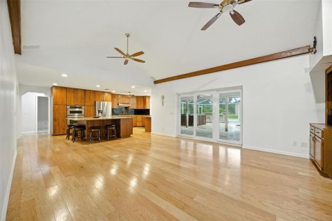 House in Odessa, Florida 4 bedrooms, 235.6 sq.m. № 1915427 - photo 15