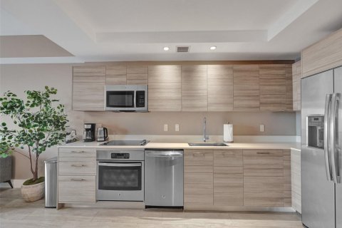 Condominio en alquiler en Miami, Florida, 1 dormitorio, 66.24 m2 № 2010613 - foto 16