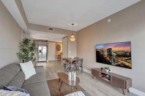 Condominio en alquiler en Miami, Florida, 1 dormitorio, 66.24 m2 № 2010613 - foto 14