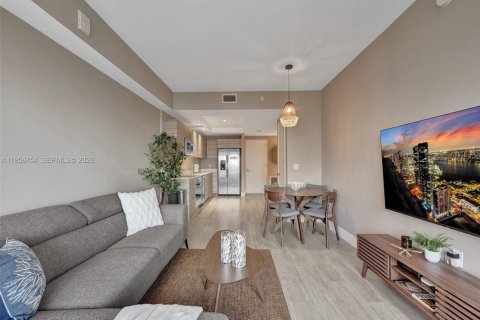 Condominio en alquiler en Miami, Florida, 1 dormitorio, 66.24 m2 № 2010613 - foto 13