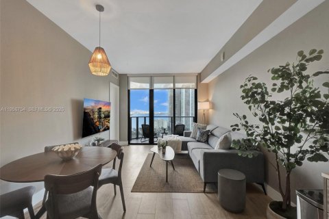Condominio en alquiler en Miami, Florida, 1 dormitorio, 66.24 m2 № 2010613 - foto 9