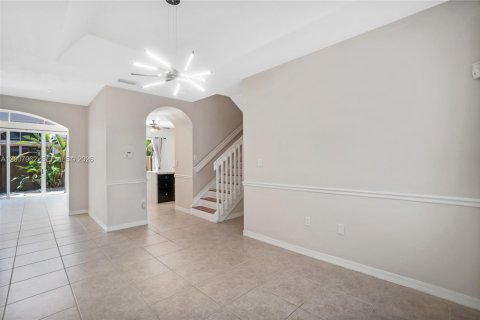 Touwnhouse à louer à Miami Lakes, Floride: 3 chambres, 172.71 m2 № 2075417 - photo 23