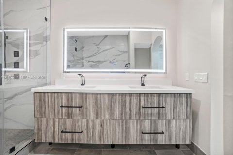 Touwnhouse à louer à Miami Lakes, Floride: 3 chambres, 172.71 m2 № 2075417 - photo 19
