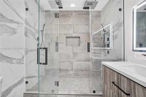 Touwnhouse à louer à Miami Lakes, Floride: 3 chambres, 172.71 m2 № 2075417 - photo 18