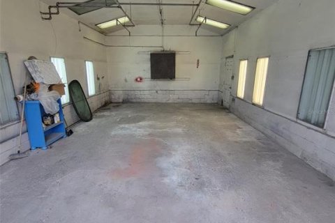 Immobilier commercial à vendre à Tampa, Floride: 365.66 m2 № 2376710 - photo 9