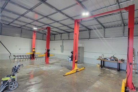 Immobilier commercial à vendre à Tampa, Floride: 365.66 m2 № 2376710 - photo 7
