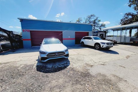 Immobilier commercial à Tampa, Floride 365.66 m2 № 2376710