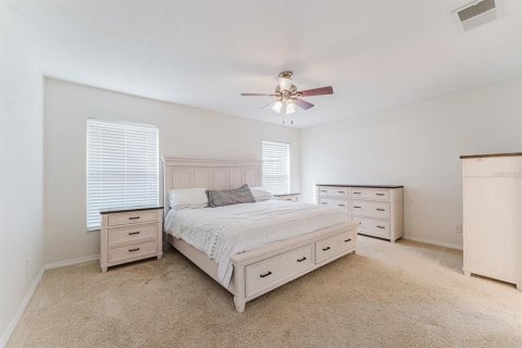 Villa ou maison à vendre à Oviedo, Floride: 3 chambres, 220.92 m2 № 2408891 - photo 12