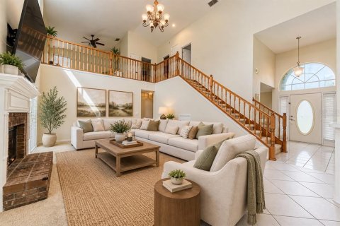 Villa ou maison à vendre à Oviedo, Floride: 3 chambres, 220.92 m2 № 2408891 - photo 10