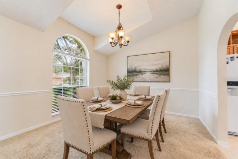 Villa ou maison à vendre à Oviedo, Floride: 3 chambres, 220.92 m2 № 2408891 - photo 4