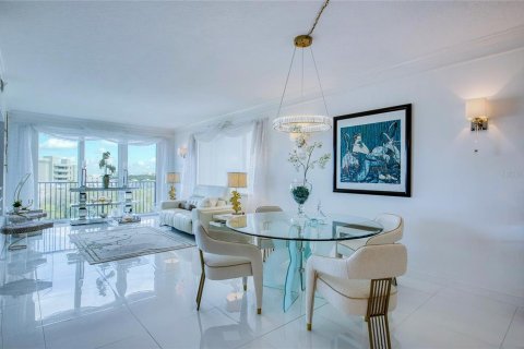 Copropriété à vendre à Belleair, Floride: 2 chambres, 130.34 m2 № 2410454 - photo 17