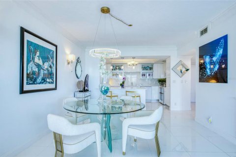 Copropriété à vendre à Belleair, Floride: 2 chambres, 130.34 m2 № 2410454 - photo 15