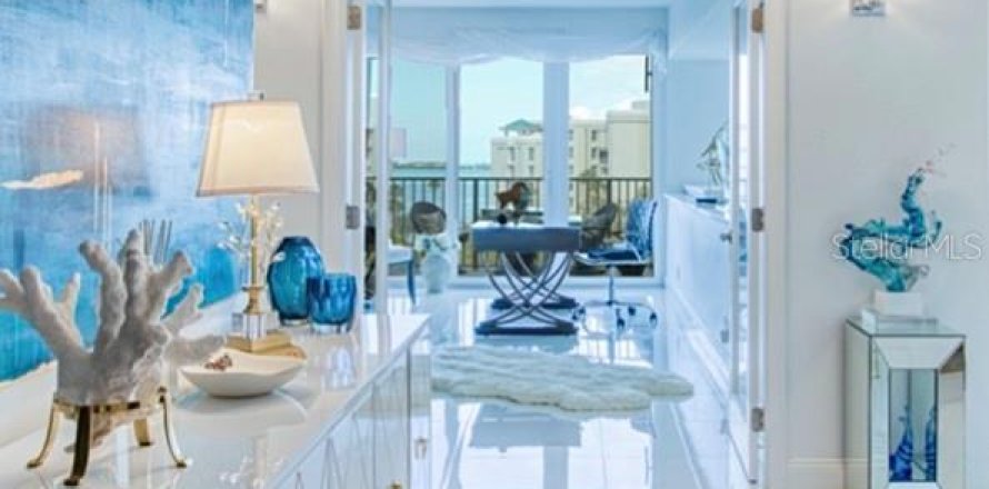 Condo à Belleair, Floride, 2 chambres  № 2410454