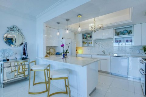 Copropriété à vendre à Belleair, Floride: 2 chambres, 130.34 m2 № 2410454 - photo 7
