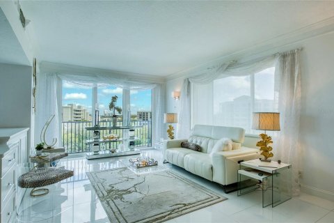 Copropriété à vendre à Belleair, Floride: 2 chambres, 130.34 m2 № 2410454 - photo 23