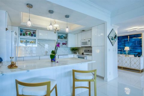 Copropriété à vendre à Belleair, Floride: 2 chambres, 130.34 m2 № 2410454 - photo 10