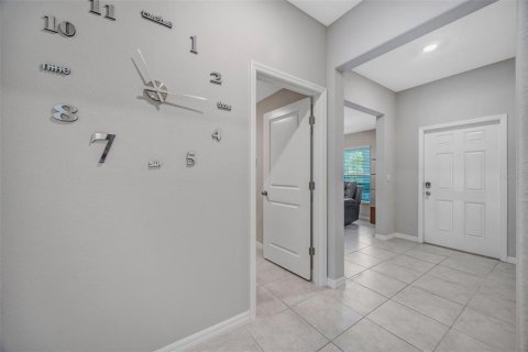 House in Ruskin, Florida 4 bedrooms, 237.55 sq.m. № 2212023 - photo 5