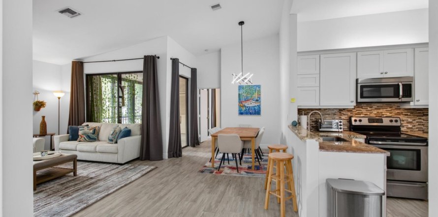Condo in Boynton Beach, Florida, 2 bedrooms  № 2177400