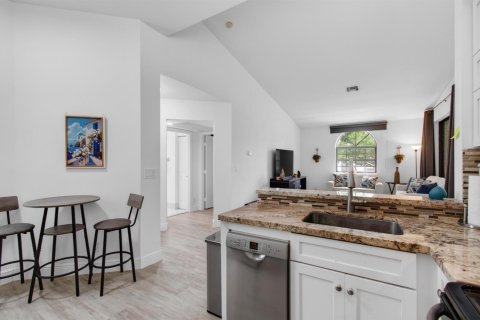 Condo in Boynton Beach, Florida, 2 bedrooms  № 2177400 - photo 25