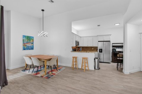 Condo in Boynton Beach, Florida, 2 bedrooms  № 2177400 - photo 18