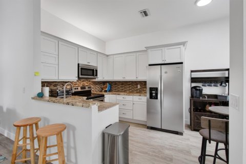 Condo in Boynton Beach, Florida, 2 bedrooms  № 2177400 - photo 21