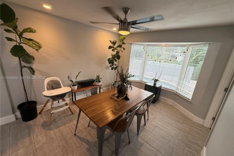 Купить виллу или дом в Купер-Сити, Флорида 3 спальни, 137.5м2, № 1997082 - фото 22