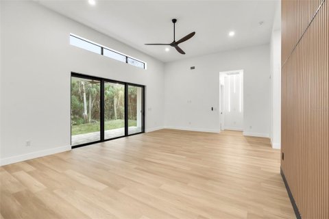 Casa en venta en Port Charlotte, Florida, 3 dormitorios, 170.94 m2 № 1447097 - foto 7