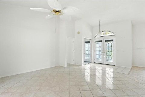 Villa ou maison à vendre à Homosassa, Floride: 3 chambres, 221.01 m2 № 1905326 - photo 11