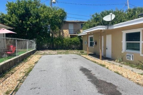 Apartment in West Palm Beach, Florida 2 bedrooms, 55.74 sq.m. № 2175598
