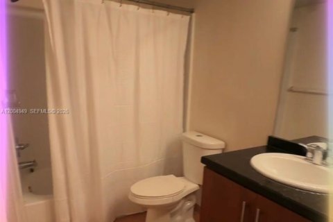 Condo in Sunrise, Florida, 1 bedroom № 2190417 - photo 7