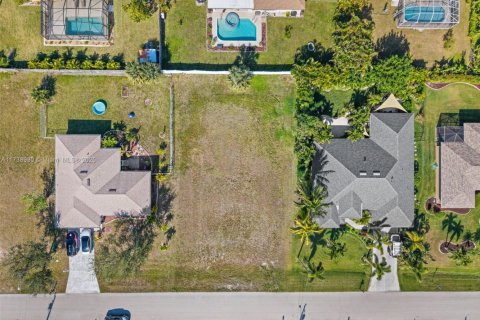 Terreno en venta en Cape Coral, Florida № 1861111 - foto 3