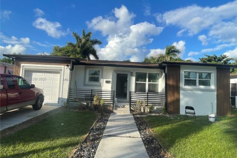 Villa ou maison à Miami, Floride 3 chambres, 150.69 m2 № 1986344