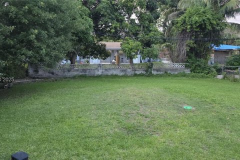 Villa ou maison à louer à Miami, Floride: 3 chambres, 150.69 m2 № 1986344 - photo 7