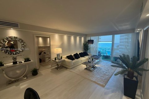 Apartamento en alquiler en Miami Beach, Florida, 2 dormitorios, 95.69 m2 № 1938220 - foto 4