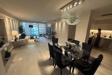 Apartamento en alquiler en Miami Beach, Florida, 2 dormitorios, 95.69 m2 № 1938220 - foto 6